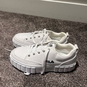 Canvas Fila sneakers